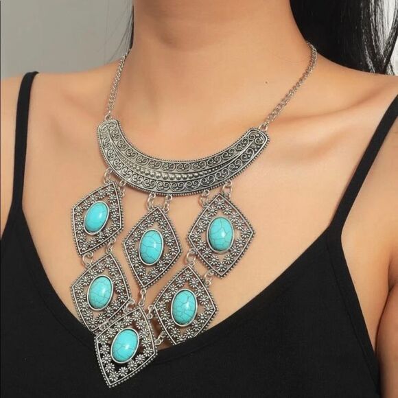 Cute Boho Statement Necklace - Picture 1 of 3